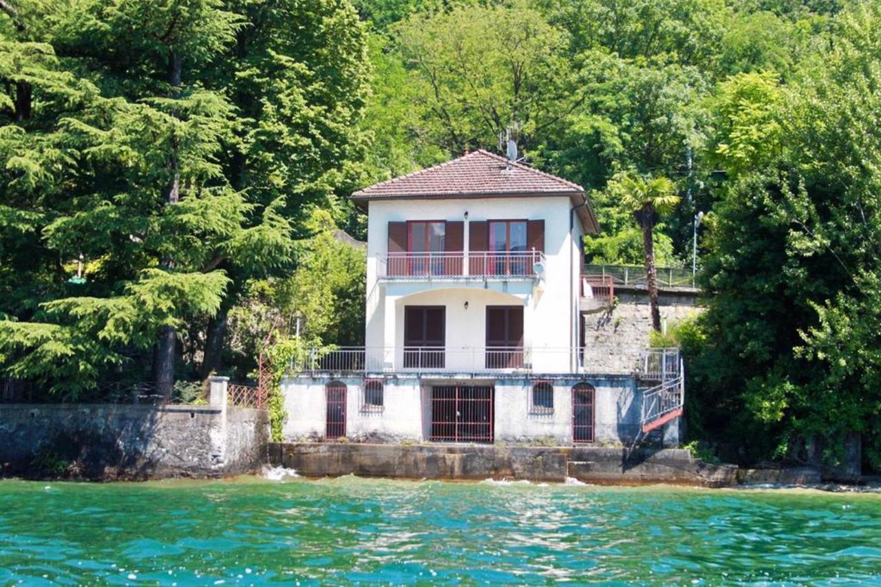 Casa Spiaggia Brezzo Eksteriør billede