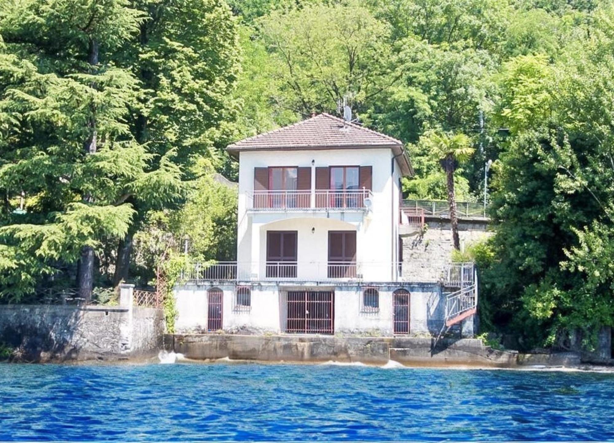 Casa Spiaggia Brezzo Eksteriør billede